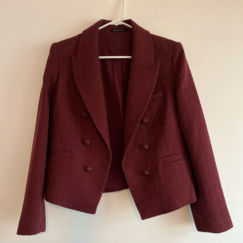 Brand new! Elie Tahari Women’s Jacket, size L, burgundy double-breasted Blazer